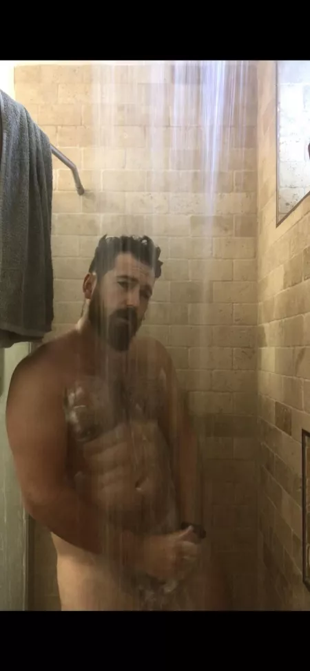 Make it rain bb by Axe_Man_XO