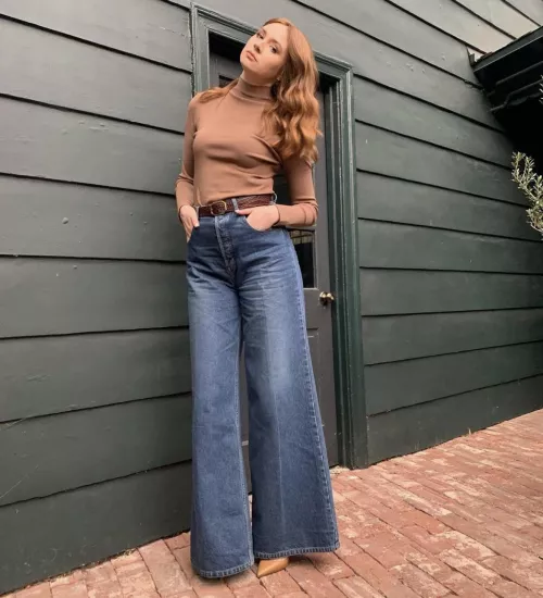 Make me cum to Karen Gillian by qwertyuiop342