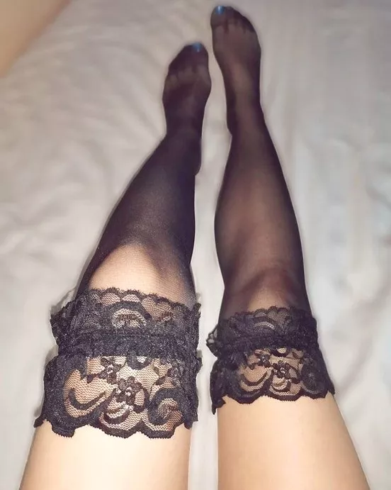 Make me feel special :) Wanna get more? Check my snapchat snawfbew posted by analthrowaways