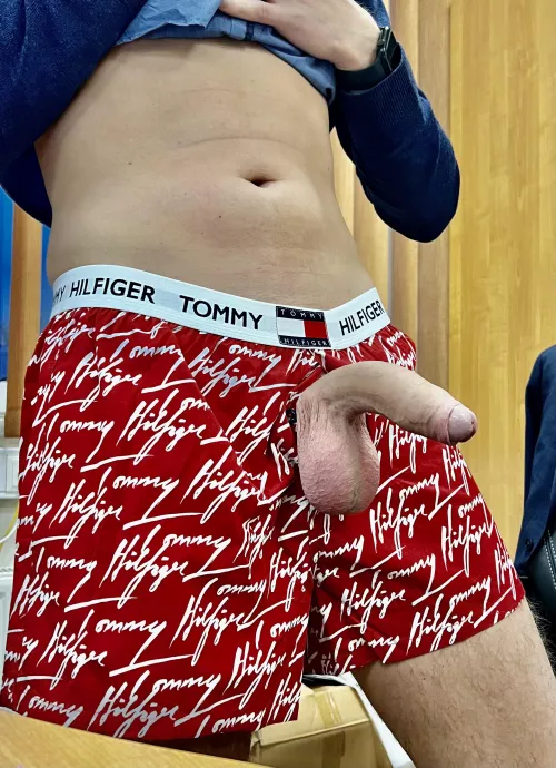 Make me hard please by realdupel