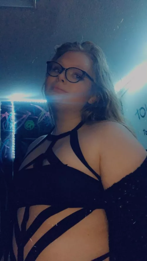 Make me, oh wait. U cant 😁💖 by helpmyhouseisongfire