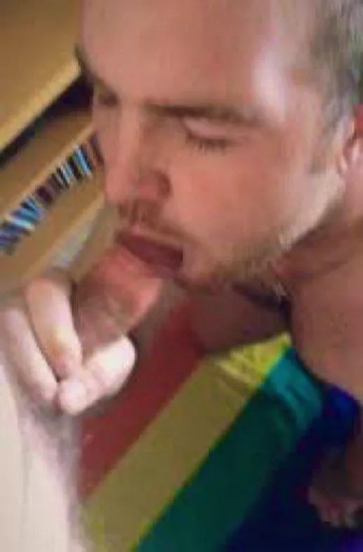 Make Monday suck less (or more 😈) posted by Worried_Aside_9139