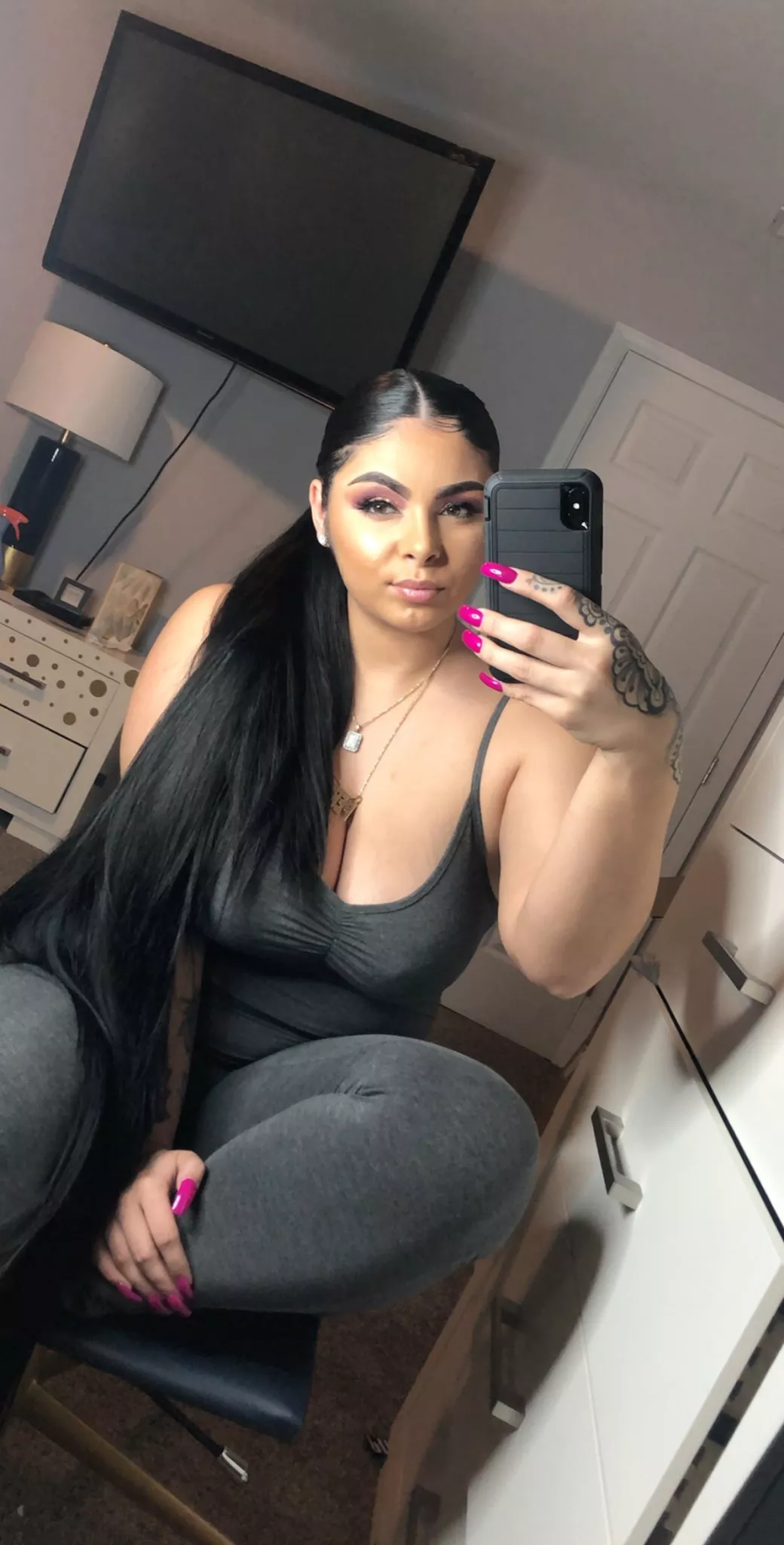 makeup, check. nails, check. hair, check. [oc] posted by persiabitch