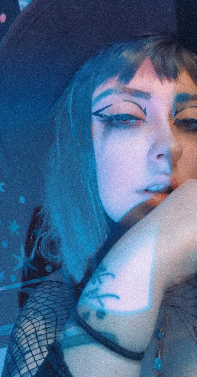 Makeup is always an essential 🖤 posted by xdream_scapex