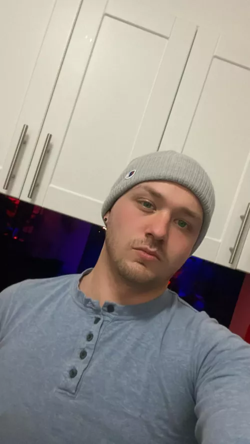 Making dinner! Having a vanity moment, don’t mind me by xPradaFoxx