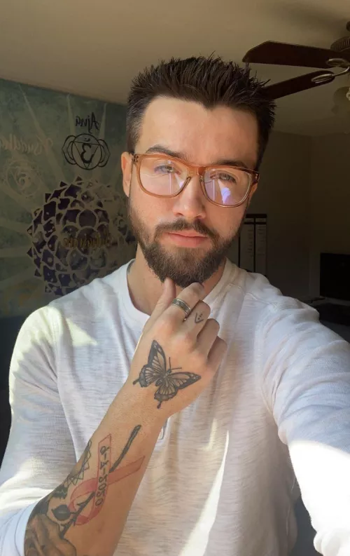 Male stripper by trade‬ ‪100% reply to DMs, exclusive interaction ‬ Aim to please😘 ‬ ‪Pics, Vids, Solo, BG, ‬BDSM, Roleplay Kink friendly ‪Let’s get personal;)) ‬ by Chase-london