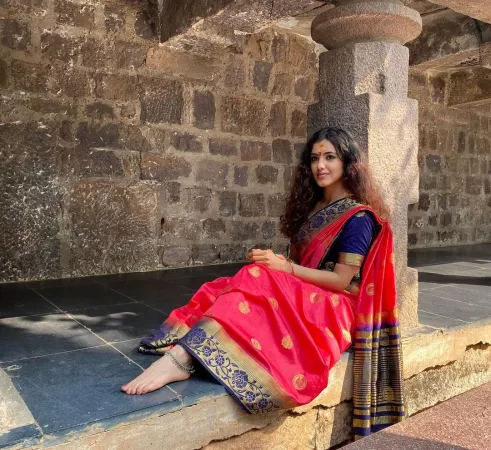 Malvika Sharma by windowsexplougher