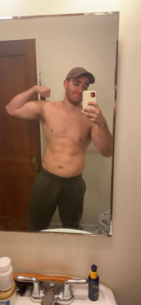 Manages to put pants on today :) by calcuslut