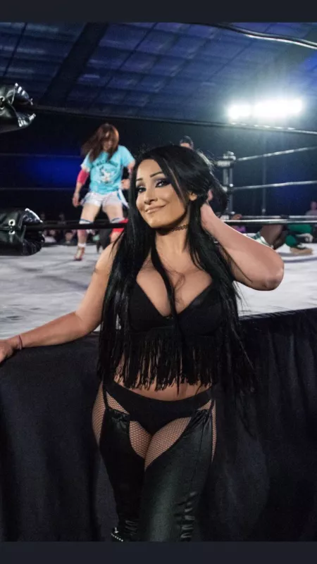 Mandy Leon melons by Stratusfactiontime