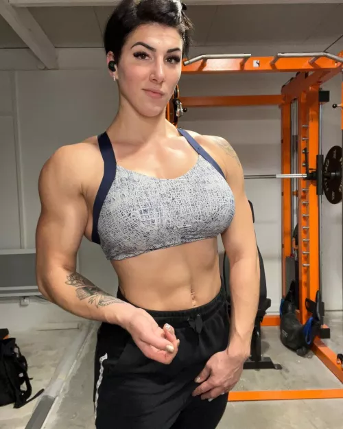 Manon Lefebvre (@manondtly) by BravePiranga