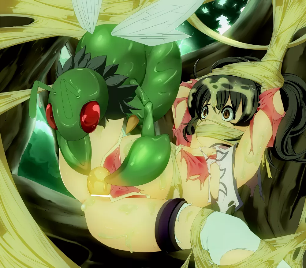 Manually placing its eggs (please provide feedback in the comments if you would consider this acceptable for the subreddit!) posted by tinbucketman