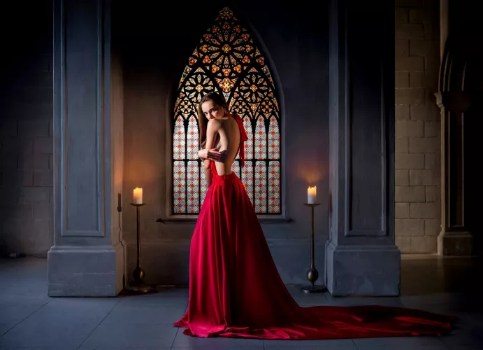 Margo Amp by paredocks