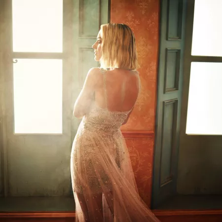 Margot Robbie by AnonymousPointer