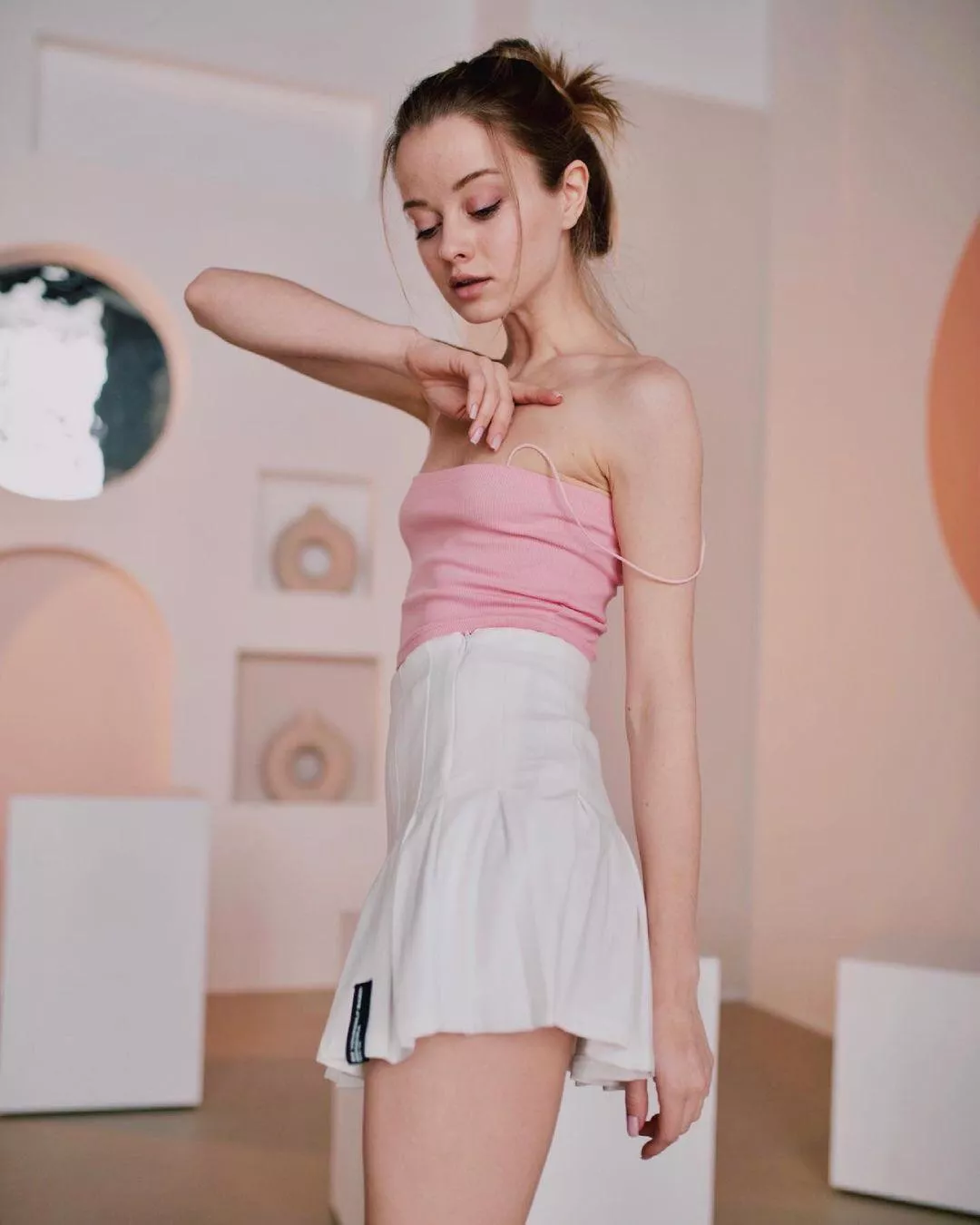 Maria Zhgenti posted by enjoying-beauty