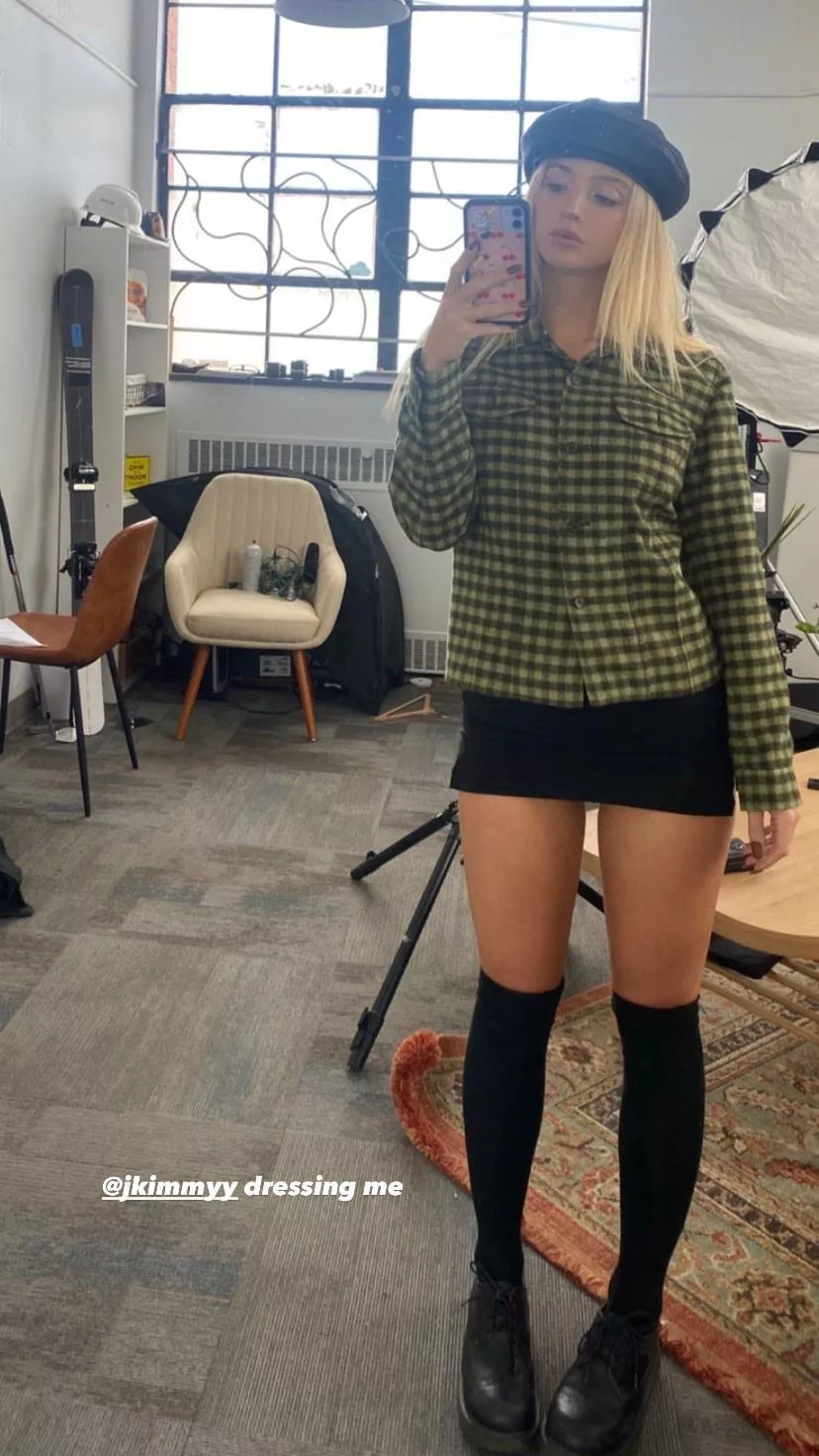 Marie-Laure Tomas posted by enjoying-beauty