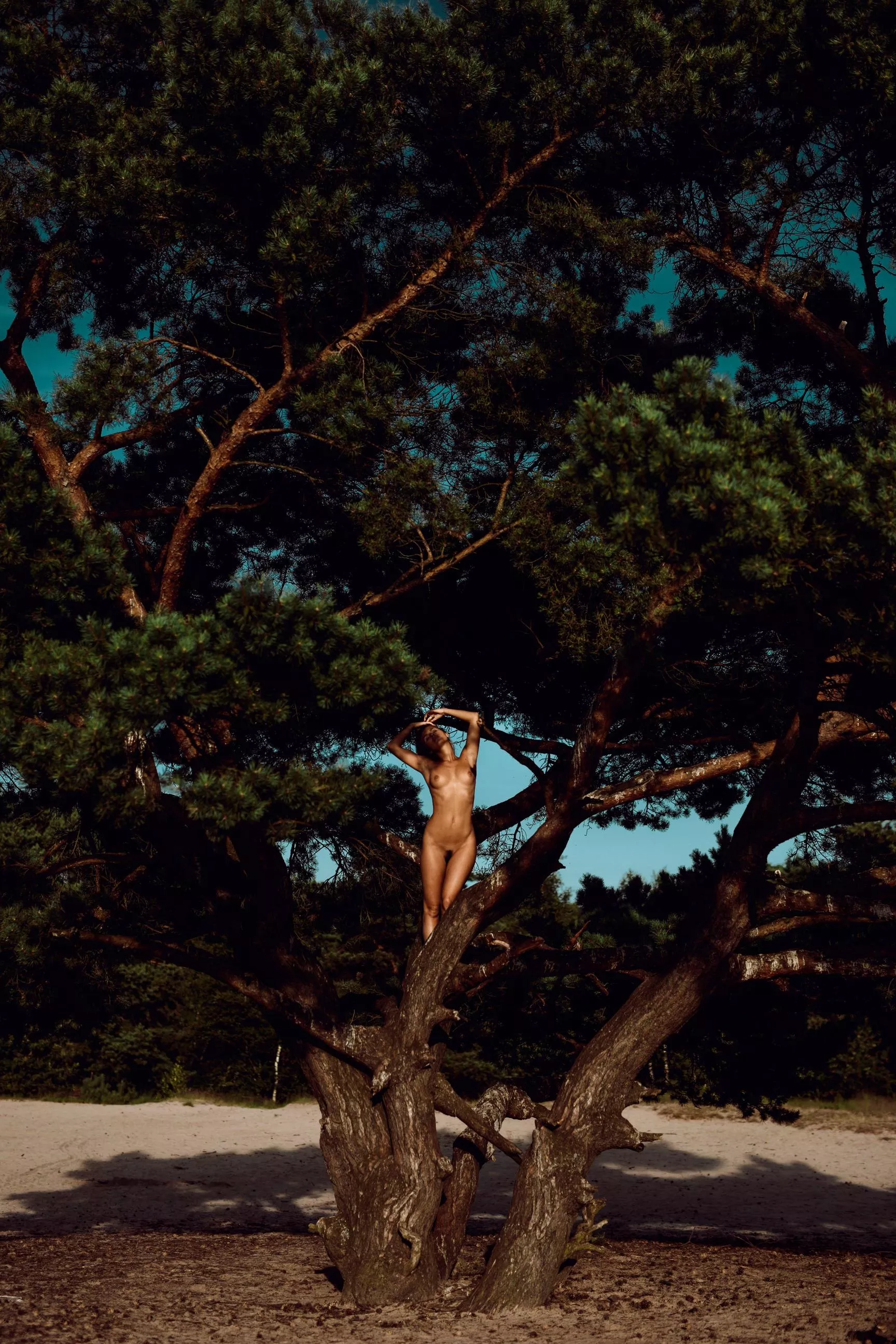 Marisa Papen posted by deckard222