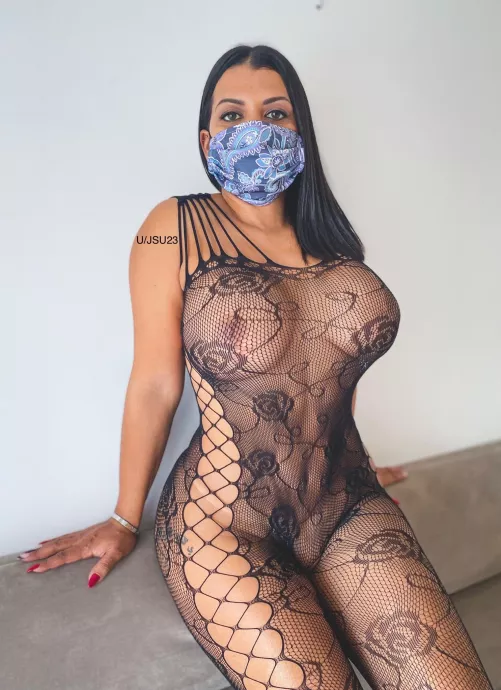 Married mom of 1, yay or nay? (F) by JSU23