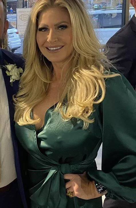 Martha who’s 50 and had 6 kids posted by Scottydoesntknow07
