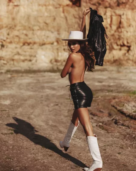 Masha Lobanova by BOOOOOOOBIES