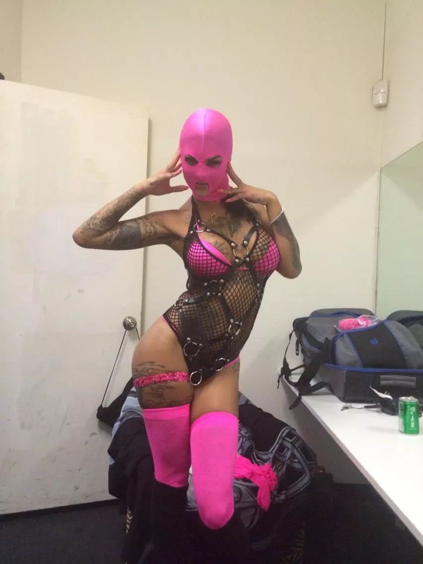 Masked bonnie posted by marwus88