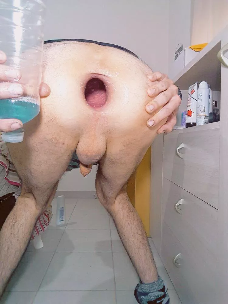 Massive boyhole posted by 1234bottle1234