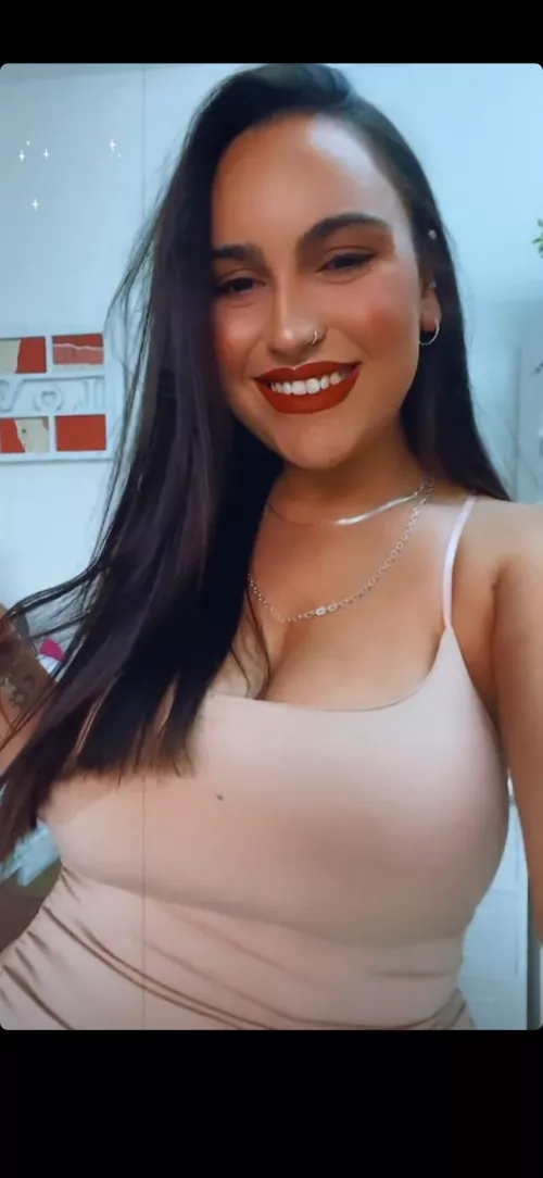 Massive juggs by cartiiiiiiiiiii