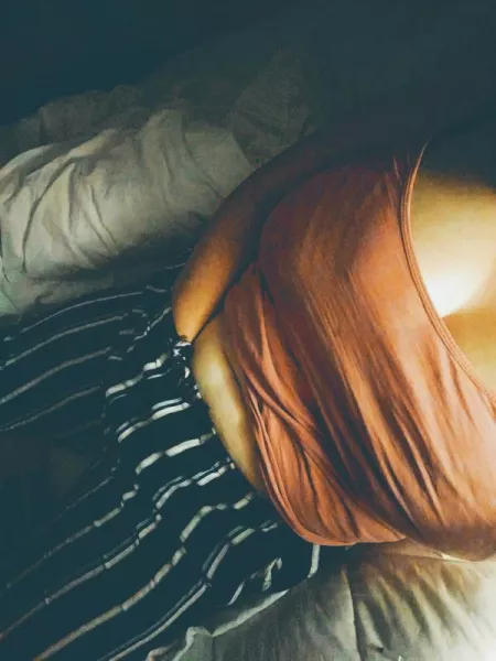 Masturbate...but make it moody. by Bratty_Betty