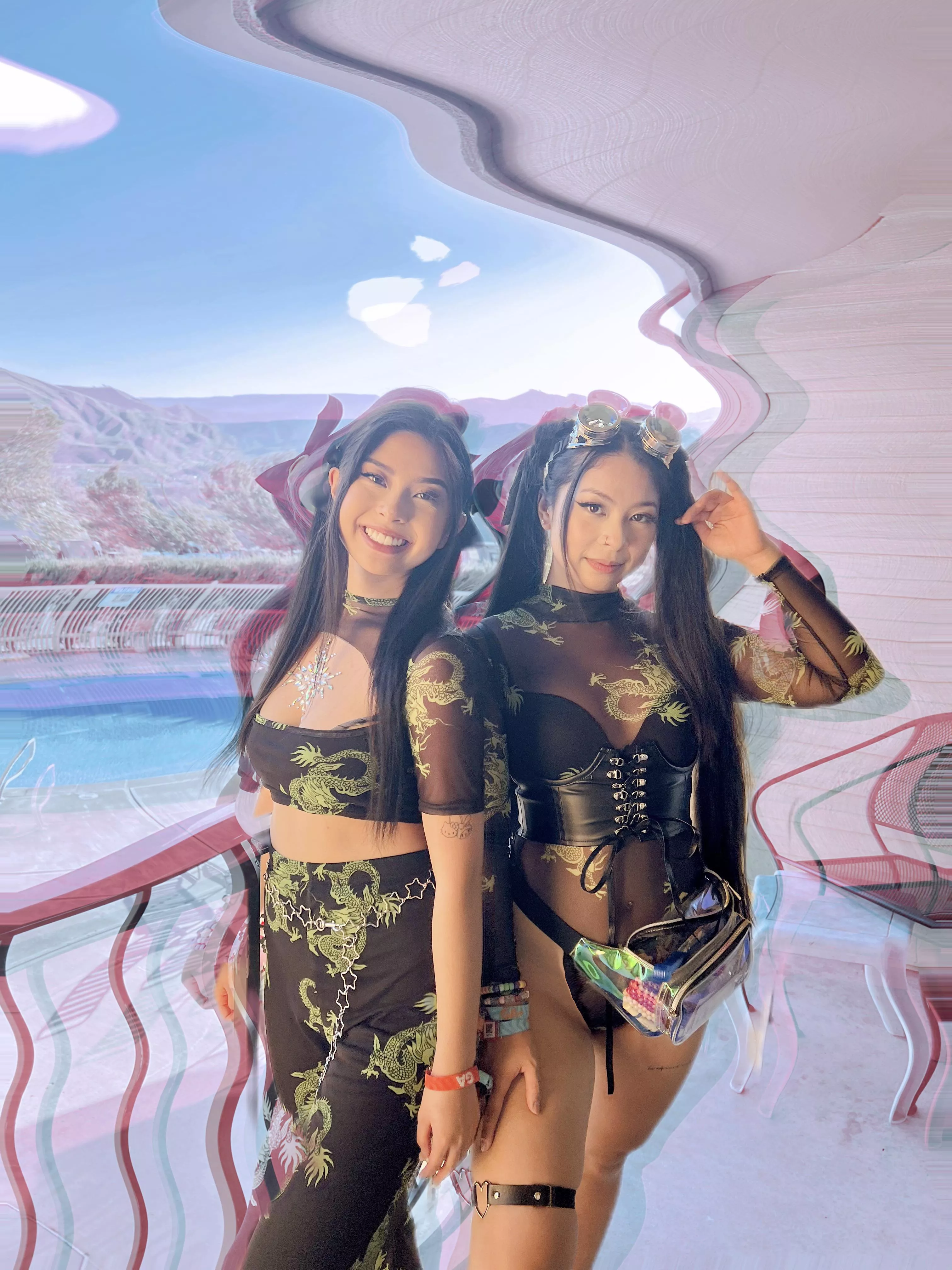 Matching rave fits posted by Chunlienn