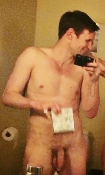 Matt Smith posted by cassandras_eyes