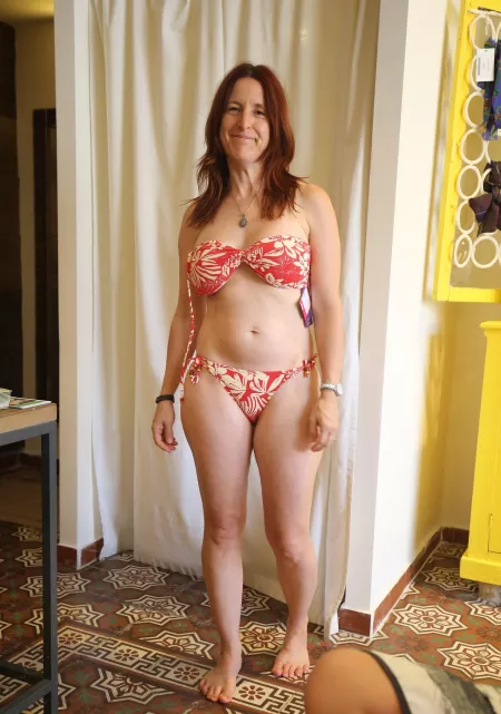 Mature milf in bikini 👙 by the_horse_dark_