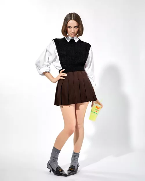 Maude Apatow by GlamMetalLion