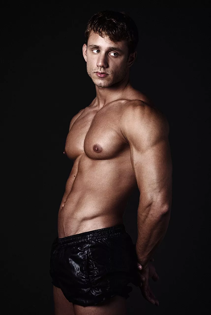 Mauri Sabin Paz posted by InitialDew