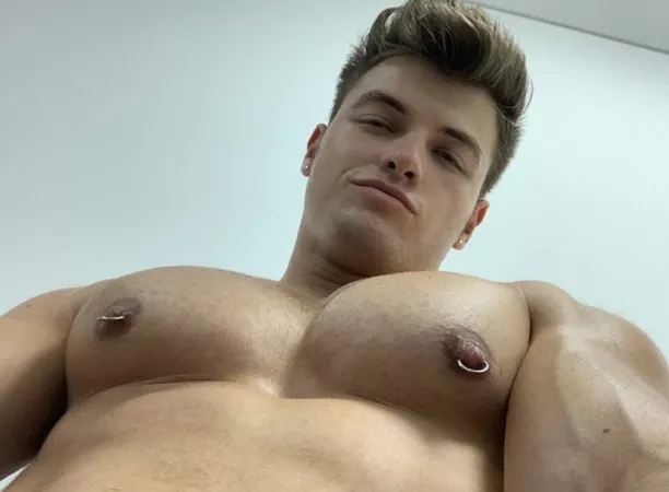 @_maxsmall by thepowerofthepyramid