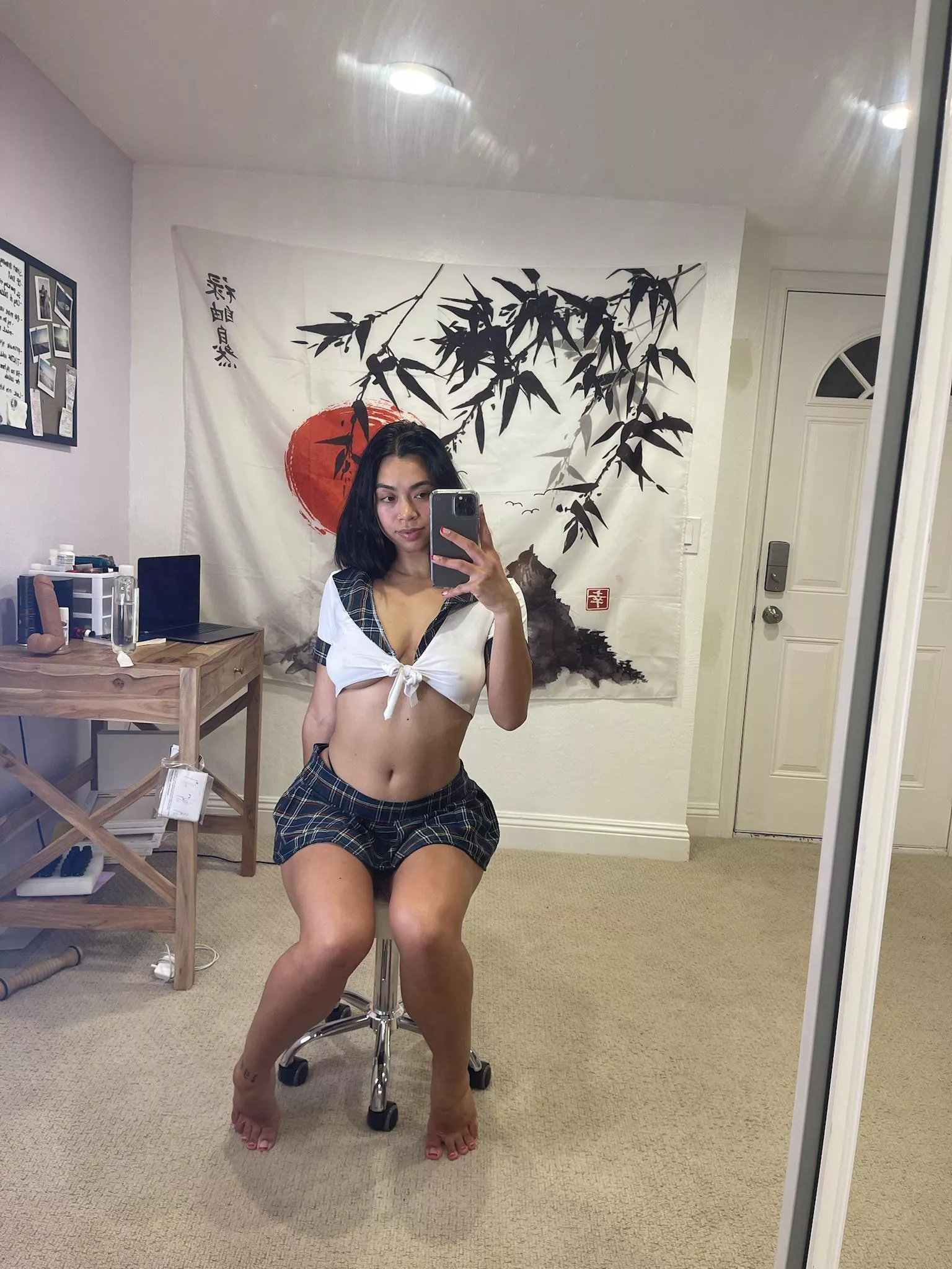 May I be one of your many fetishes? posted by sydyonce