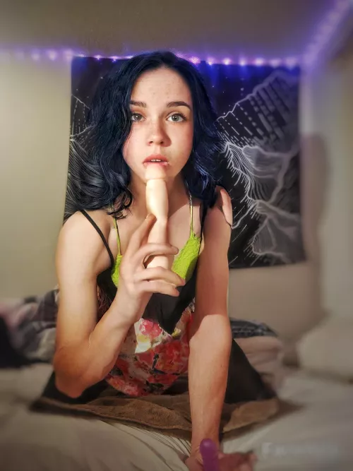 Maybe Faceapp is cheating but i think I look cute! by anonbi172