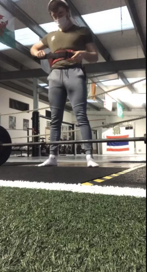 Maybe I should’ve worn jocks to the gym by Standard-Repeat5517