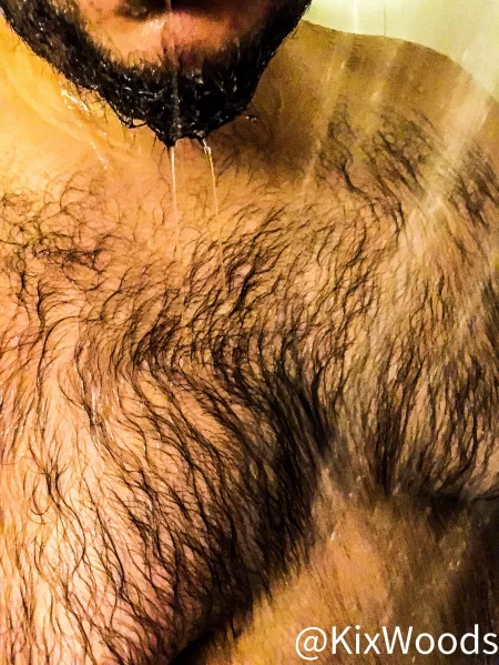 Maybe I’ll go LIVE for a shower soon..? 😘 by ieatassbro