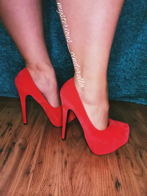 Maybe red by EmilySmallFeetSize3