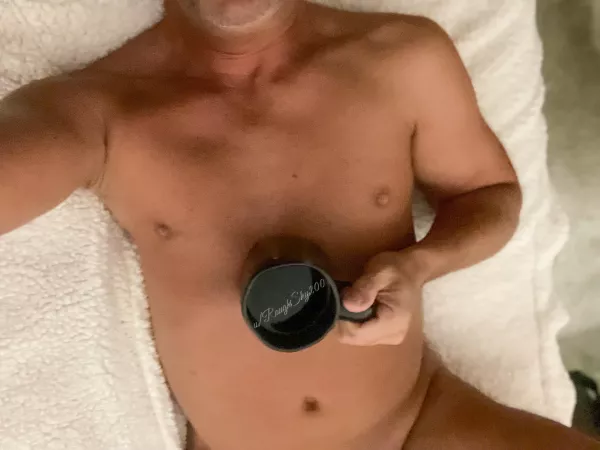 (M)aybe she’s thinking about me too… by RoughSky200