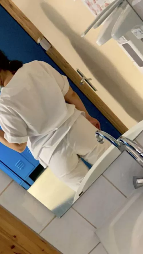 Maybe this makes your monday a lil better?🍑🔥 by ThiccNoemi