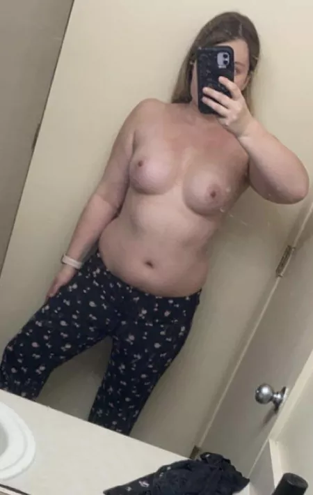 Me again. 🥰 by lookingforyourlove2