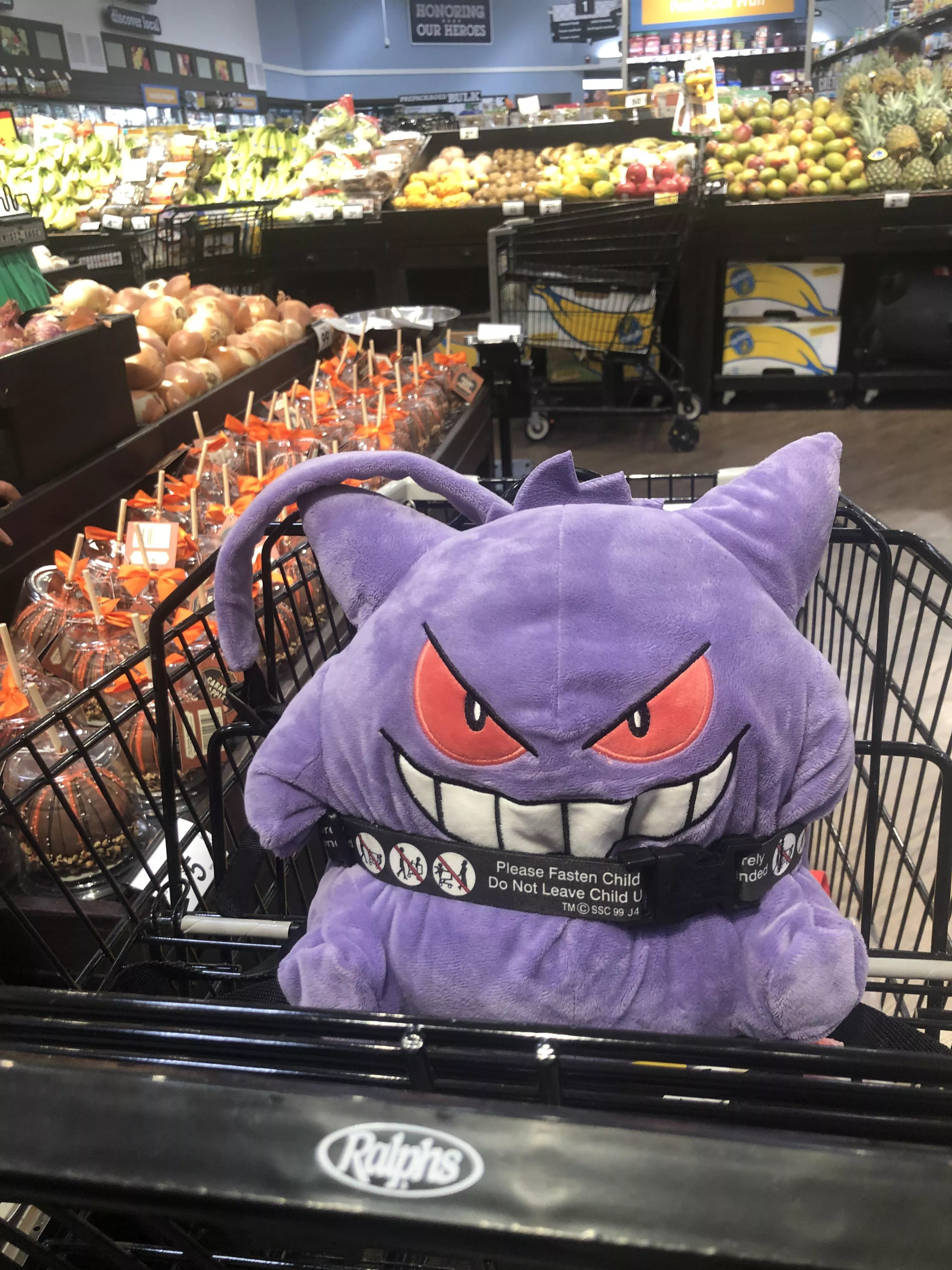Me and Gengar going places! 😎 posted by bakeriecake