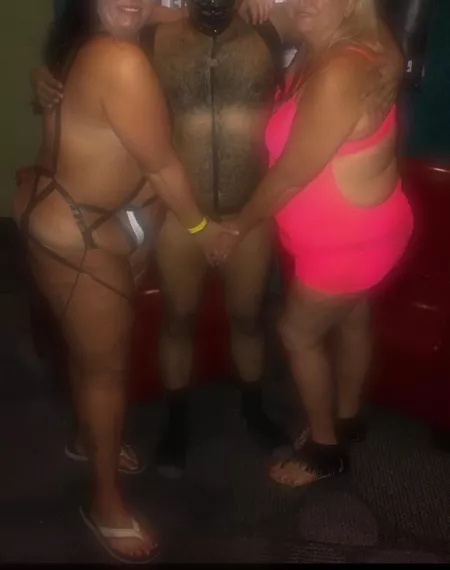 Me and two mature trash whores from 2018 partying like Eddie all night long 🤤♠️🖤🔥💎👃🏾🚬💰🎭📽🍑🍆 They are big Walter White fans by BrownPoundcake2525