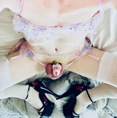 🔐 me caged up for locktober by toycum