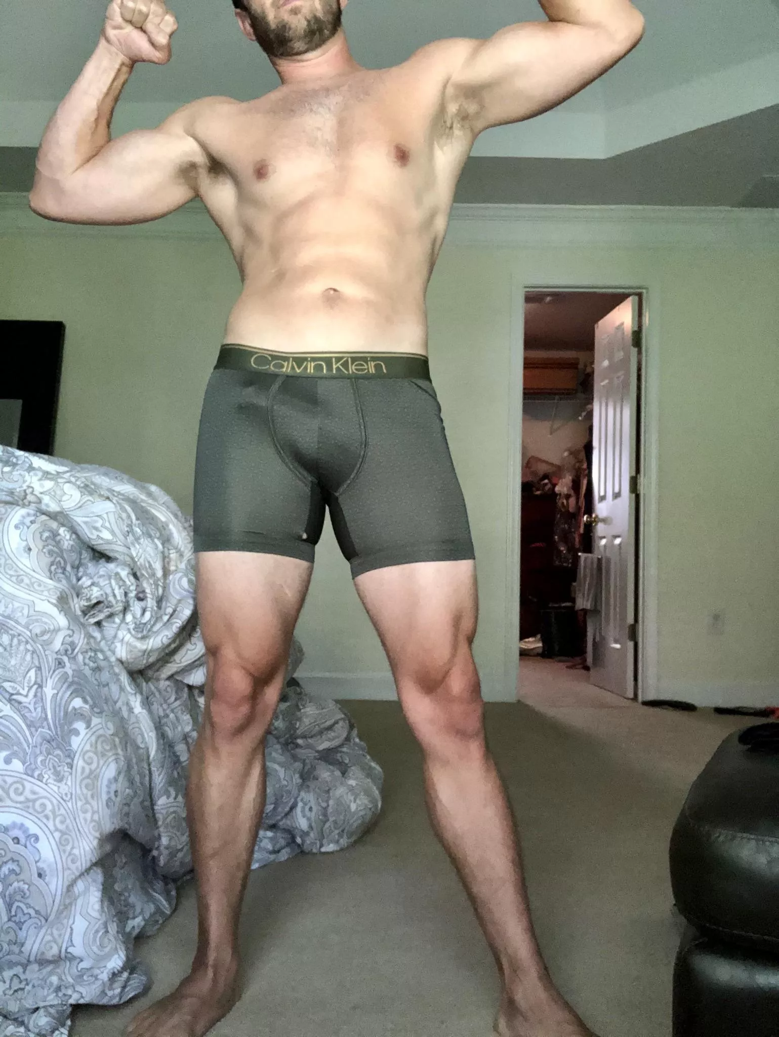[M]e in green Calvin’s posted by mypornusername123