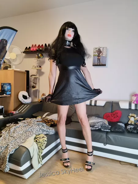 Me in my leatherdress by Jessi2021