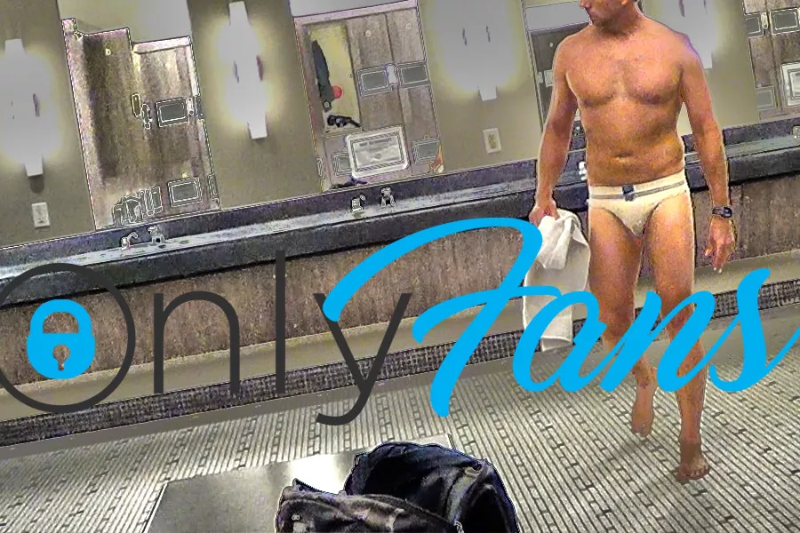 Me in the locker room posted by floridausadude