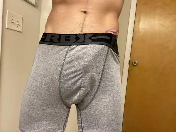 me when I see a beautiful woman by warlordactua1