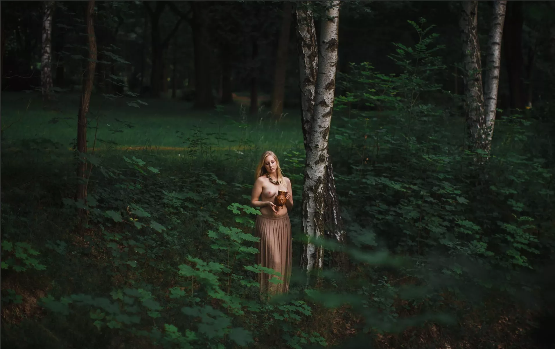 Meditation on a grecian urn posted by queenaureola