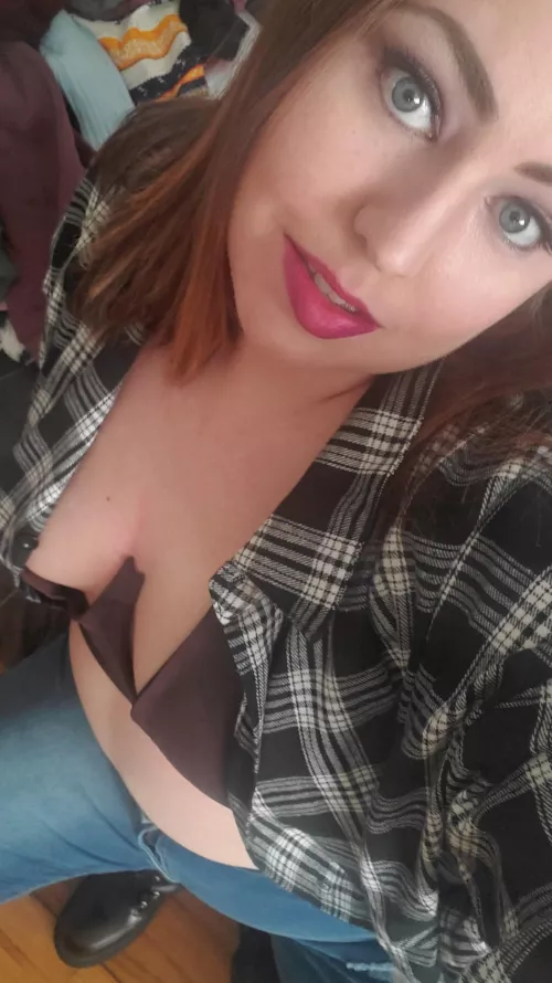 Meet me at the park and let's play hide and fuck by xkatiexkattx